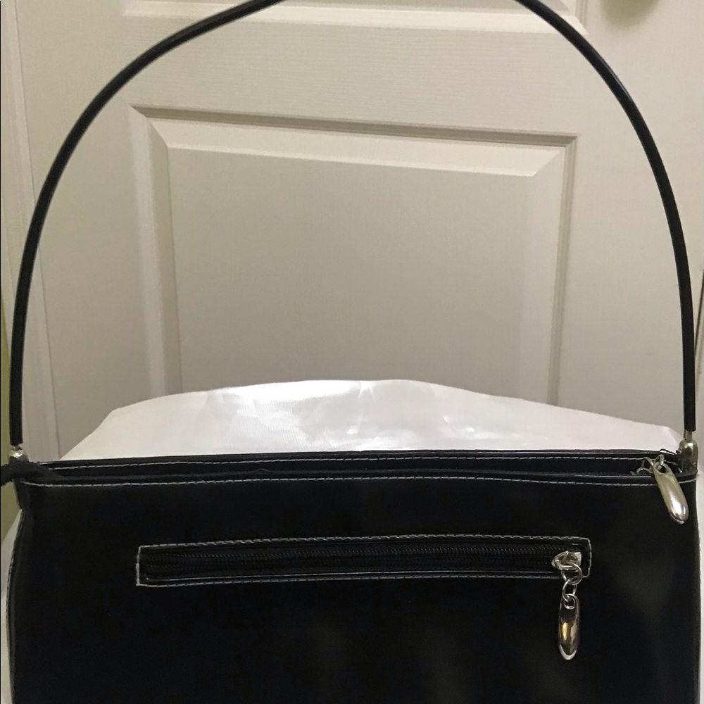 Handbag - Picture 2 of 3